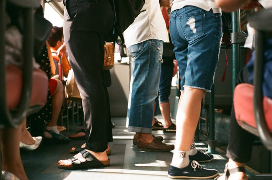 The Bottleneck Pickpocket Technique and Ways You Can Avoid It